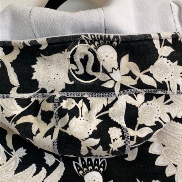 Vintage lululemon hoodie - Picture 2 of 3